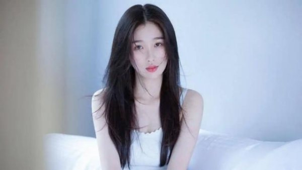 股票配资大全 其父被指非法占用国企资金15亿元！知名女星发声：绝不姑息